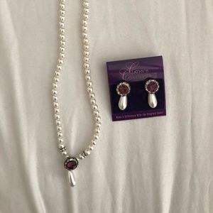 Bridal earrings and necklace set